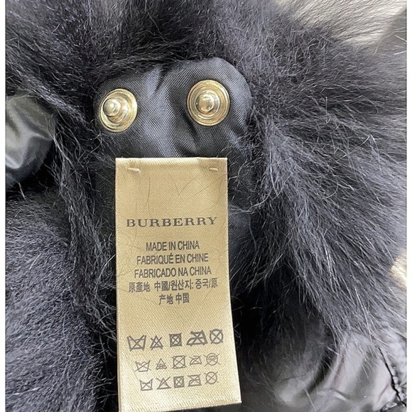 BURBERRY London Fur Collar Oversized Puffer Down Jacket Black Gold Hardware Med - Picture 12 of 12